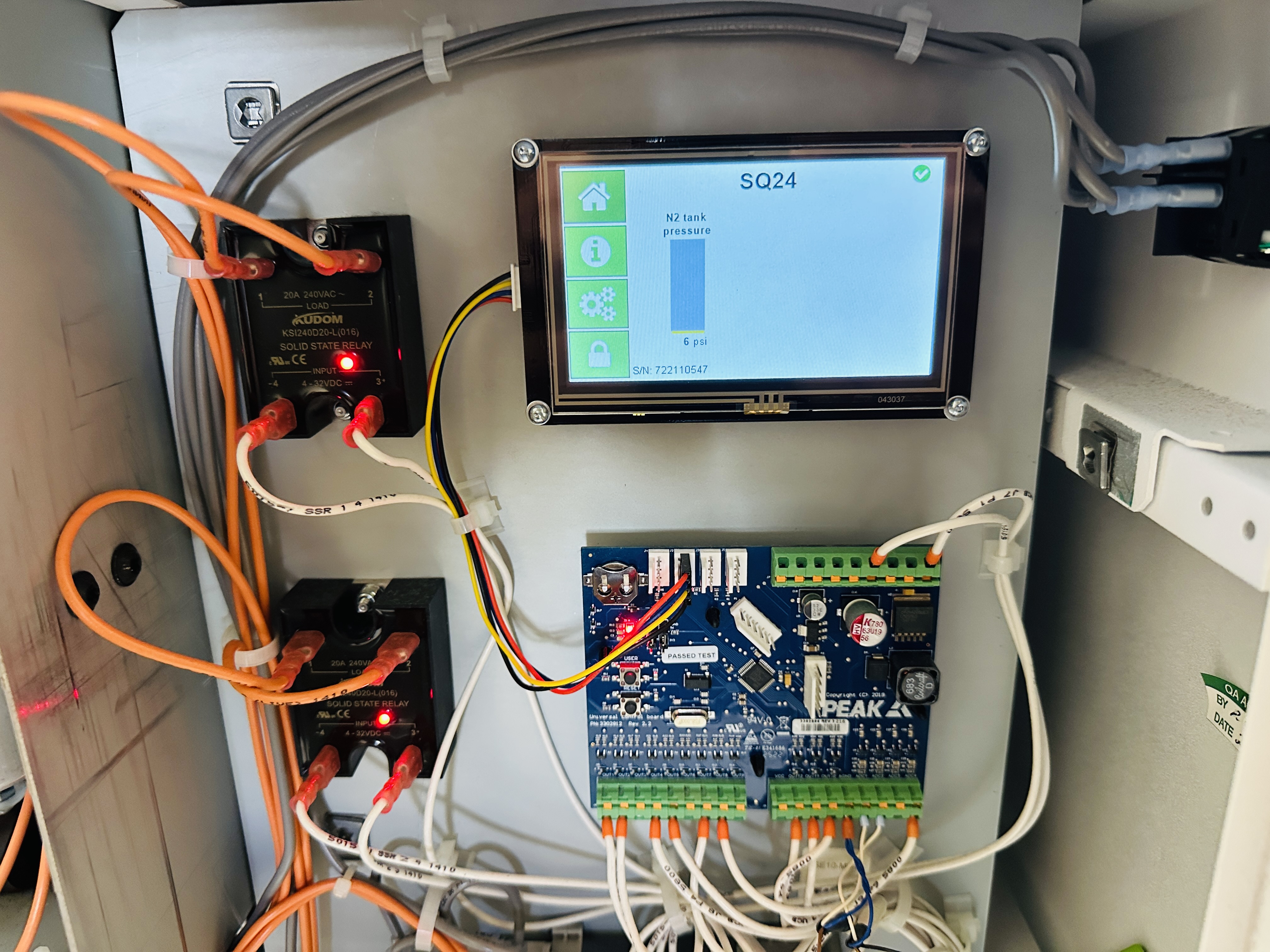 Used PEAK Scientific Genius SQ 24 Compact Nitrogen Gas Generator