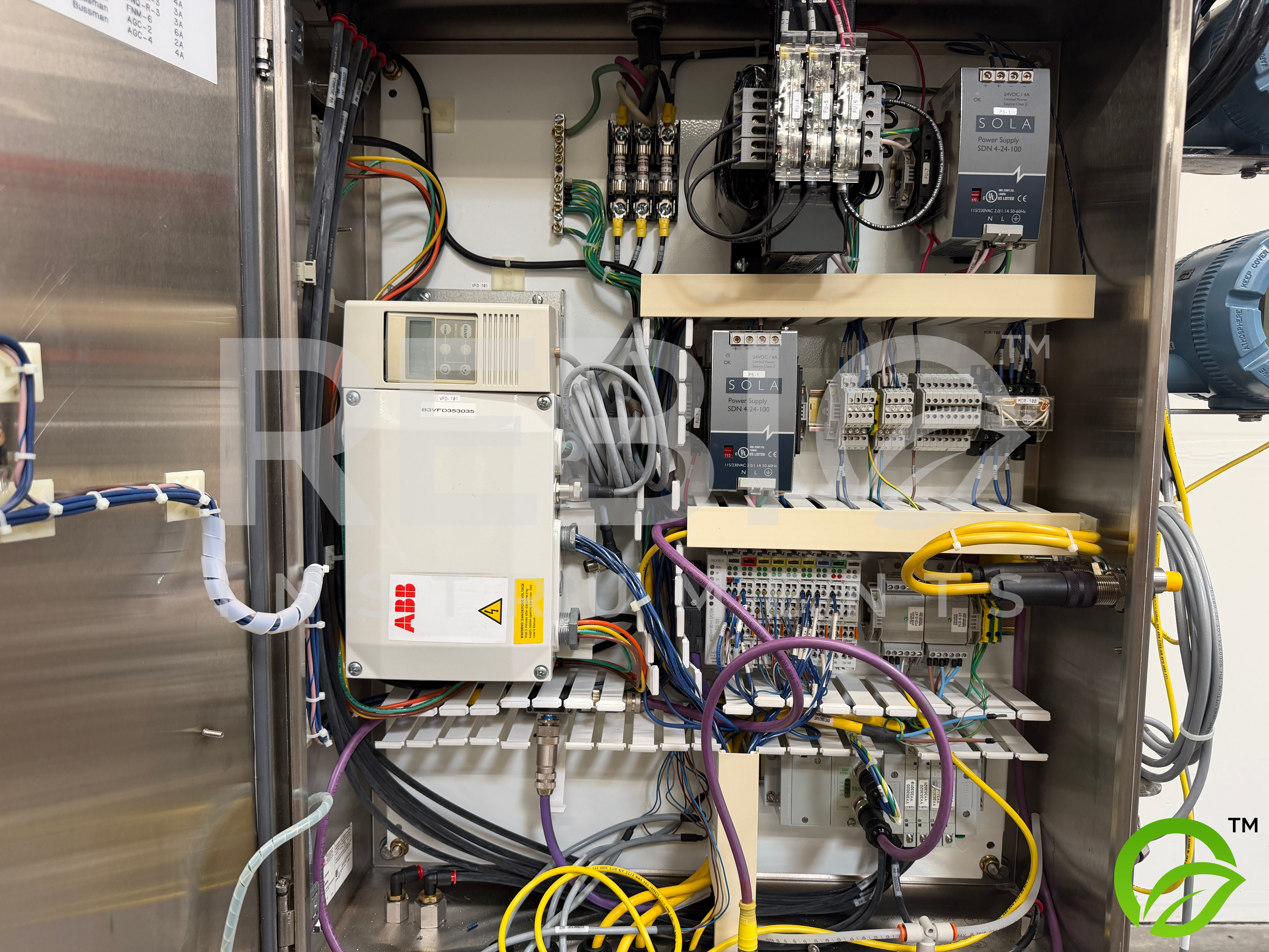 Used Pall Filtron 600L Allegheny Bradford 316SS Recycle Tank RT-3530 | AUTOTFF Bioprocessing Skid | Lightnin Agitator | Rosemount Analytical pH/ORP | Mobile Caster Frame