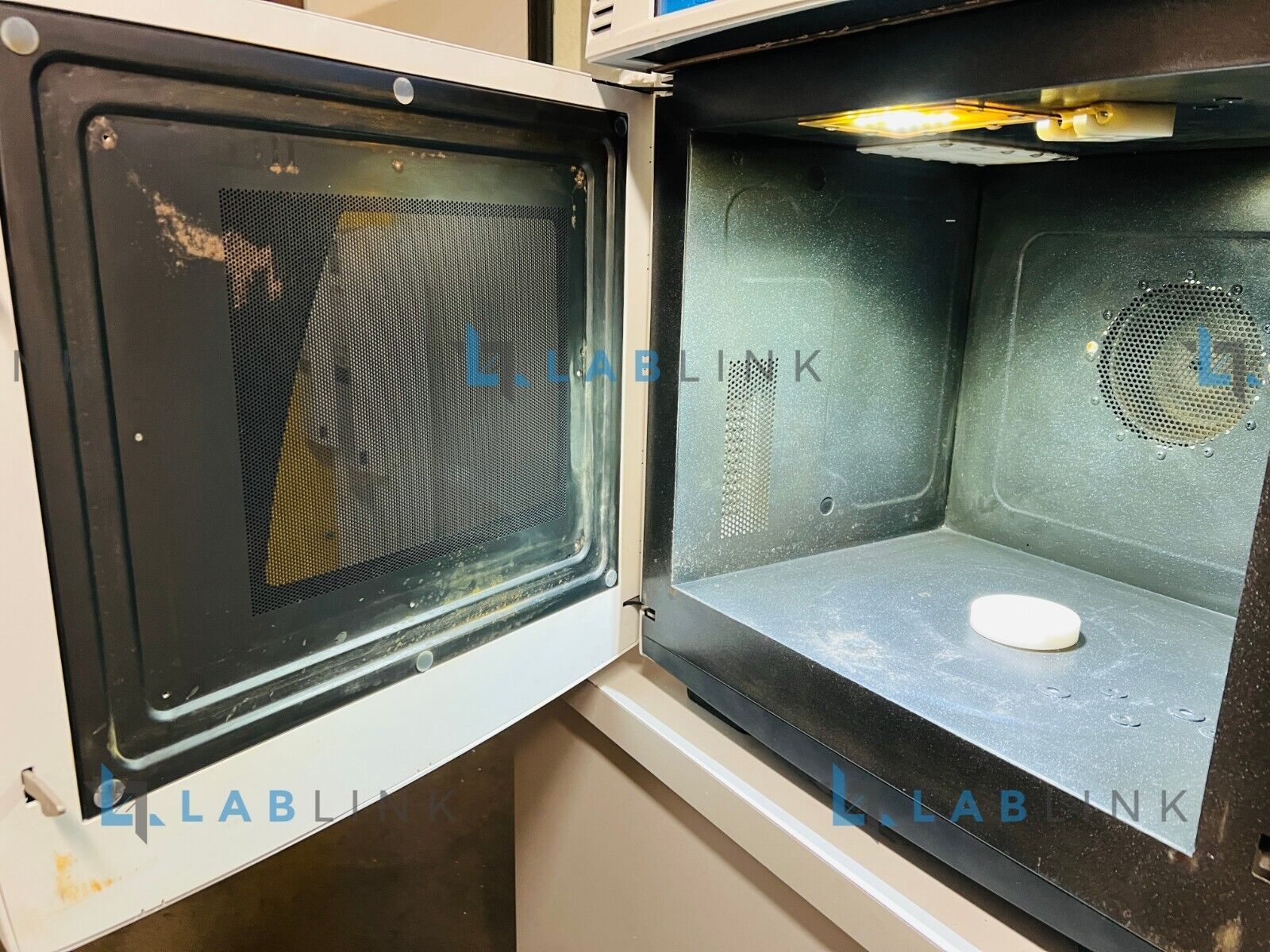 Used CEM Mars6 Microwave Digestion System Mars 6 AS-IS ( Read Description )