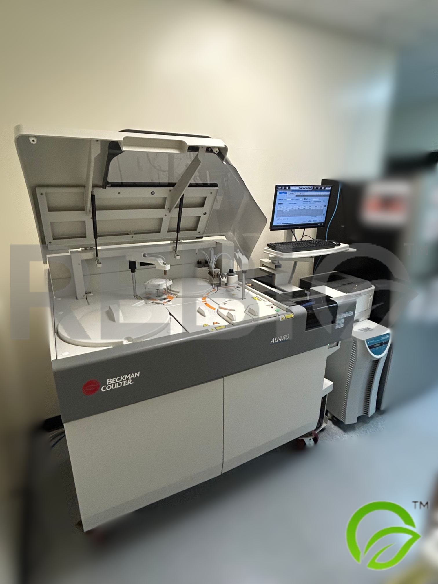 Used Beckman Coulter AU480 Chemistry Analyzer