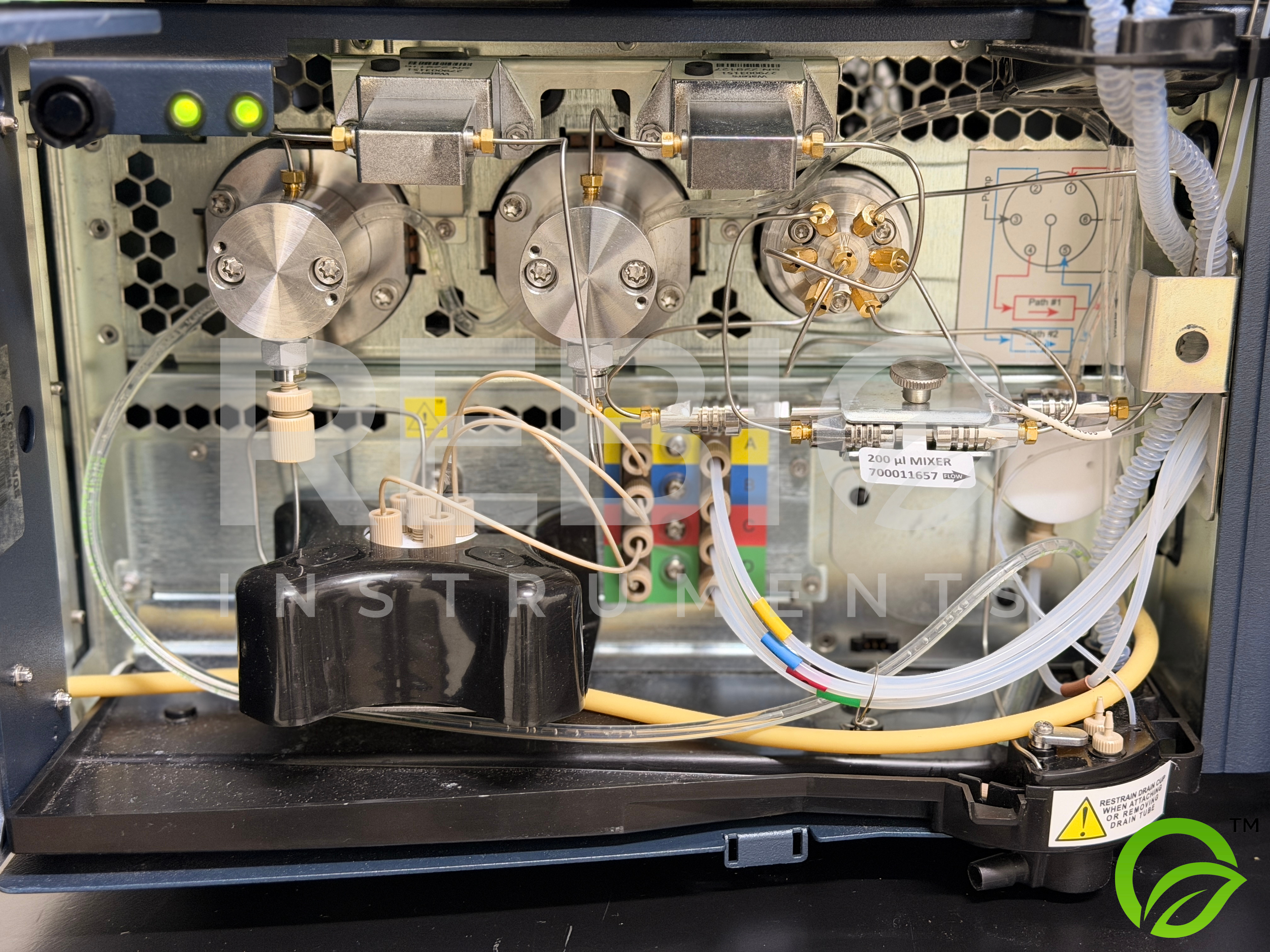 Used Waters ACQUITY Arc System Dual Detection QSM-R Pump + SM-FTN-R Autosampler