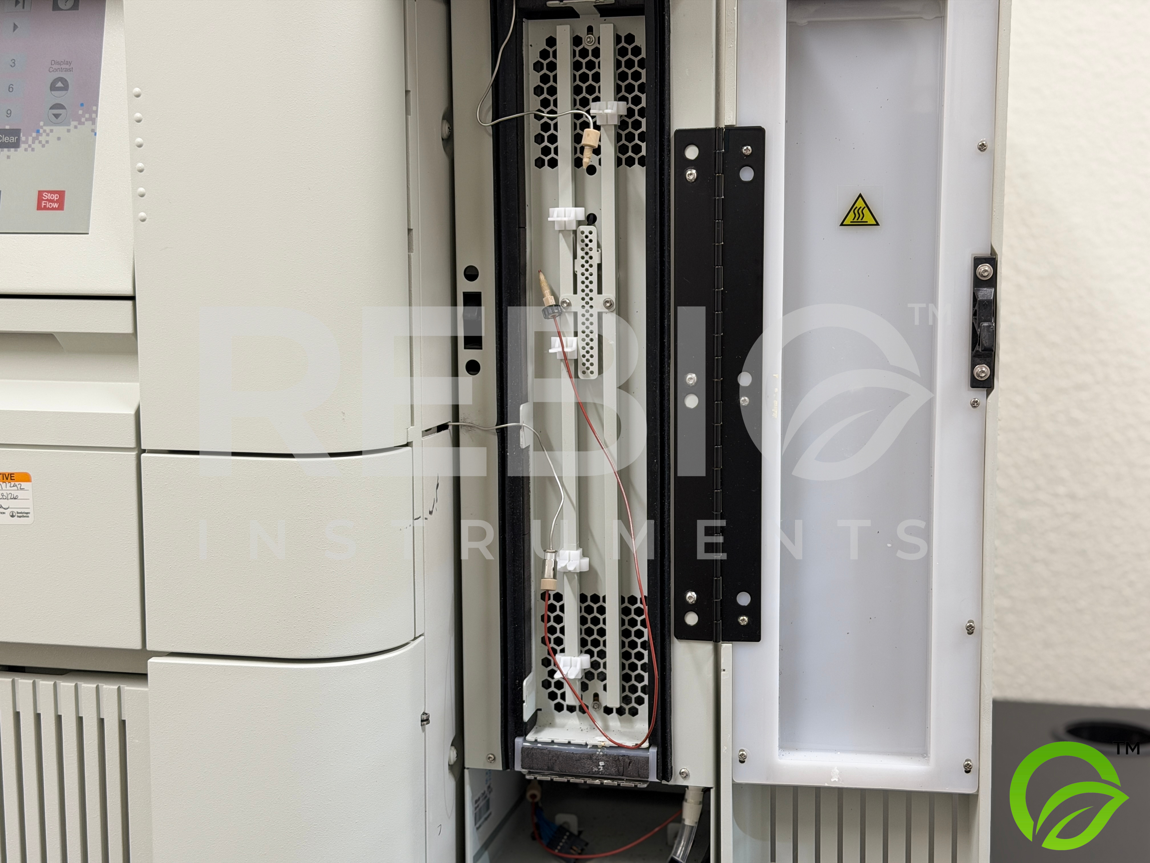 Used Waters Alliance e2695 Separation Module w/ 2489 UV/Vis Detector HPLC