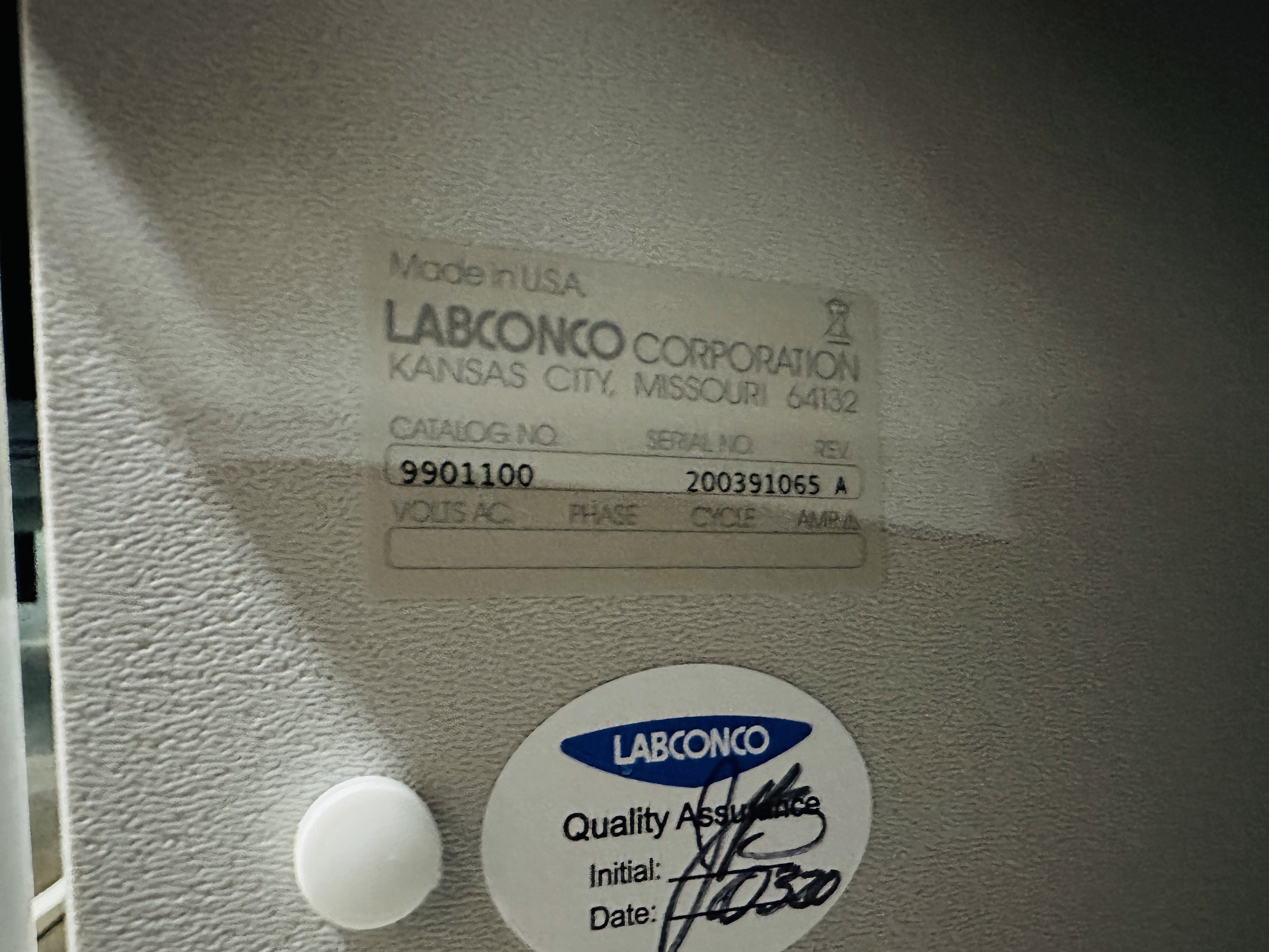 Used Labconco Protector Premier 6-Foot Laboratory Fume Hood 