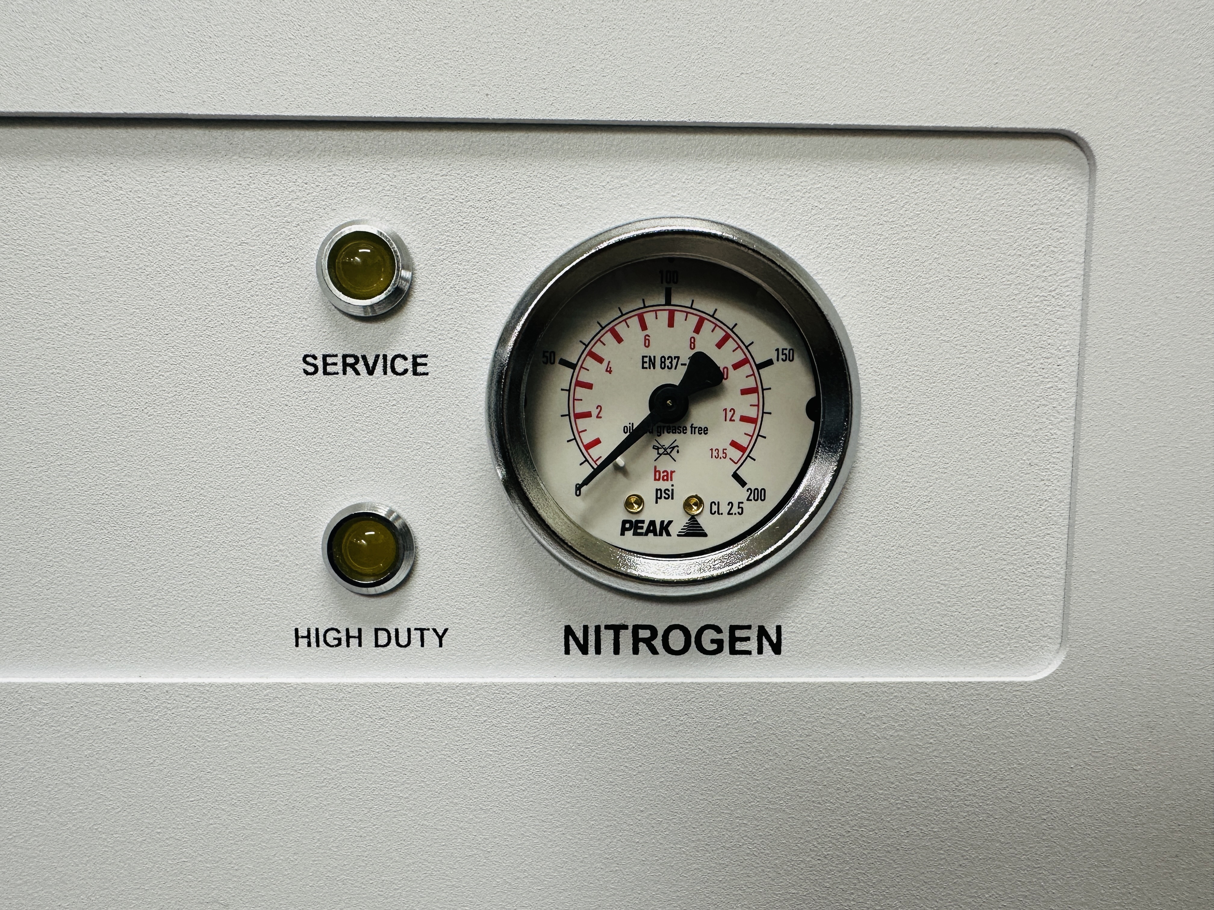 Used PEAK Scientific Genius SQ 24 Compact Nitrogen Gas Generator