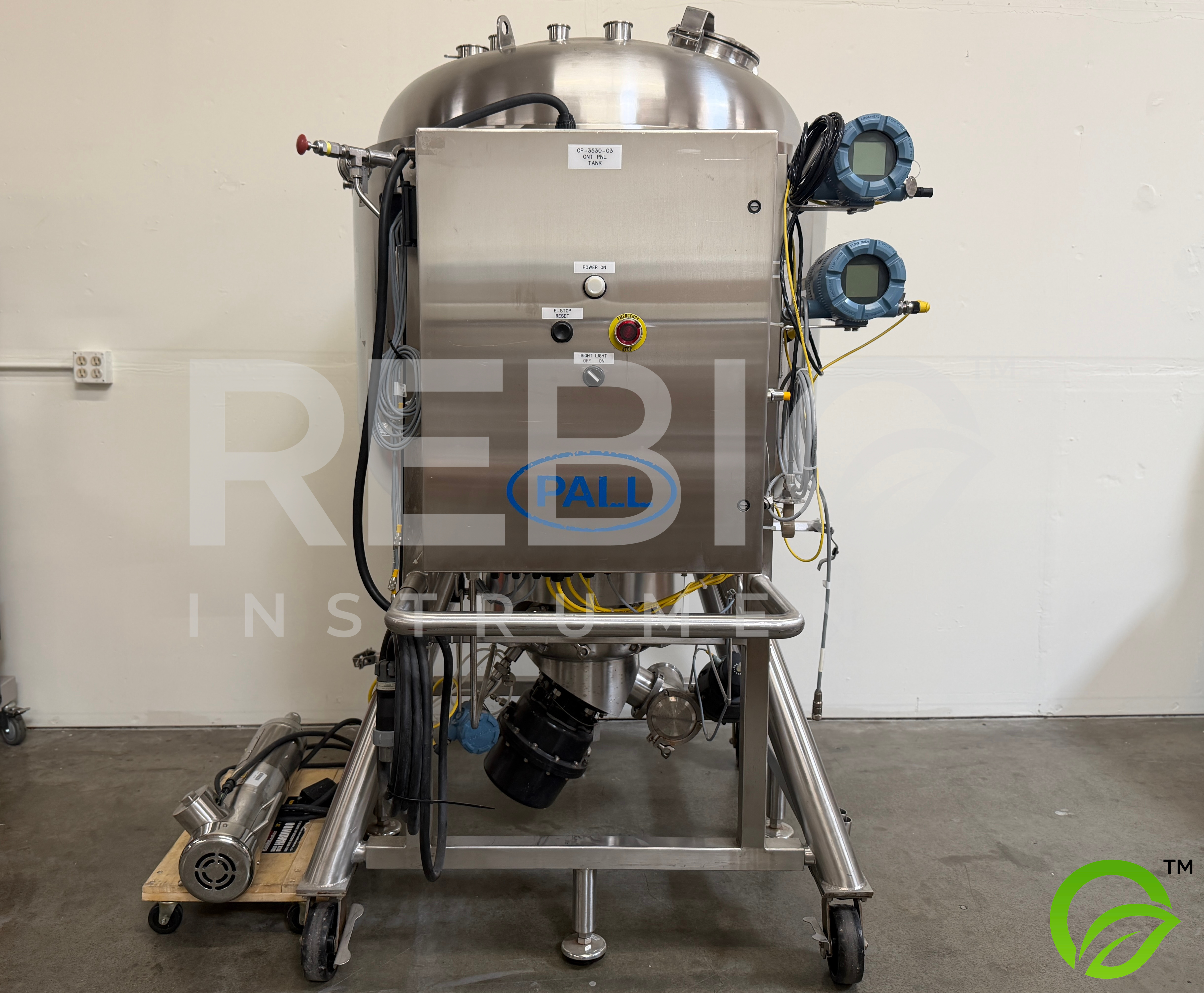 Used Pall Filtron 600L Allegheny Bradford 316SS Recycle Tank RT-3530 | AUTOTFF Bioprocessing Skid | Lightnin Agitator | Rosemount Analytical pH/ORP | Mobile Caster Frame