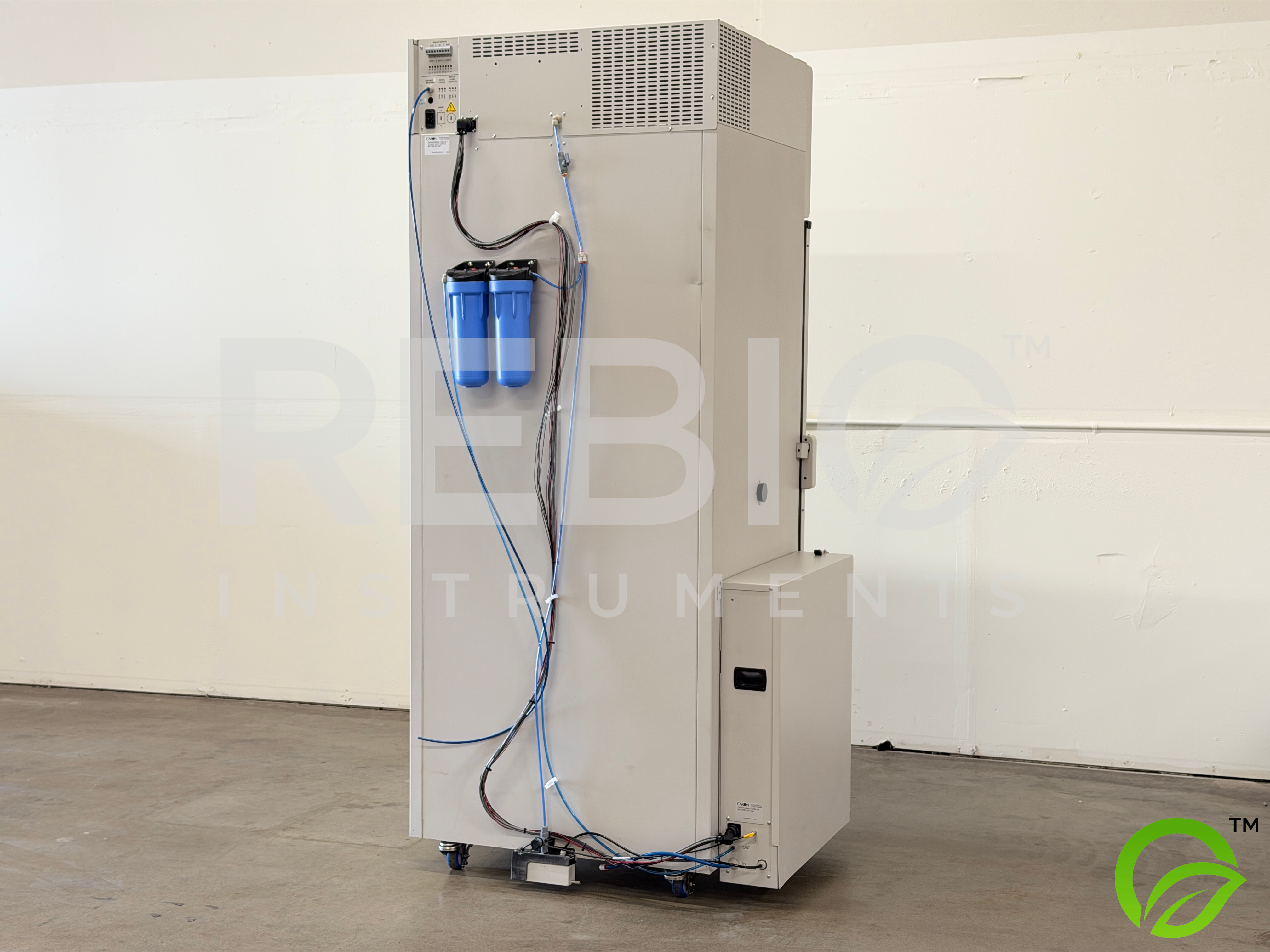 Used Caron 7400-33 Reach-In CO2 Incubator + Integrated Condensate Recirculating System