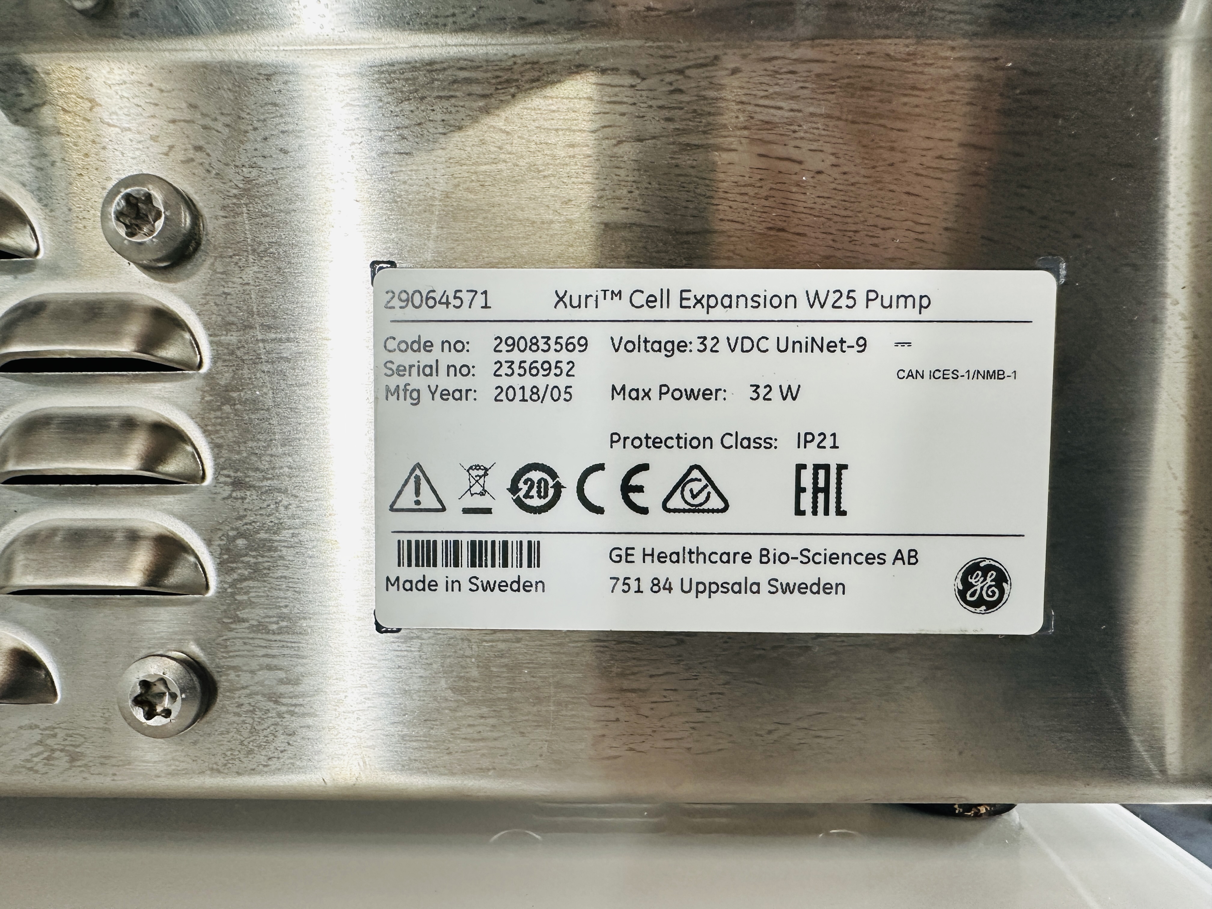 Used GE Xuri Cell Expansion System W25 with Pump and CBCU