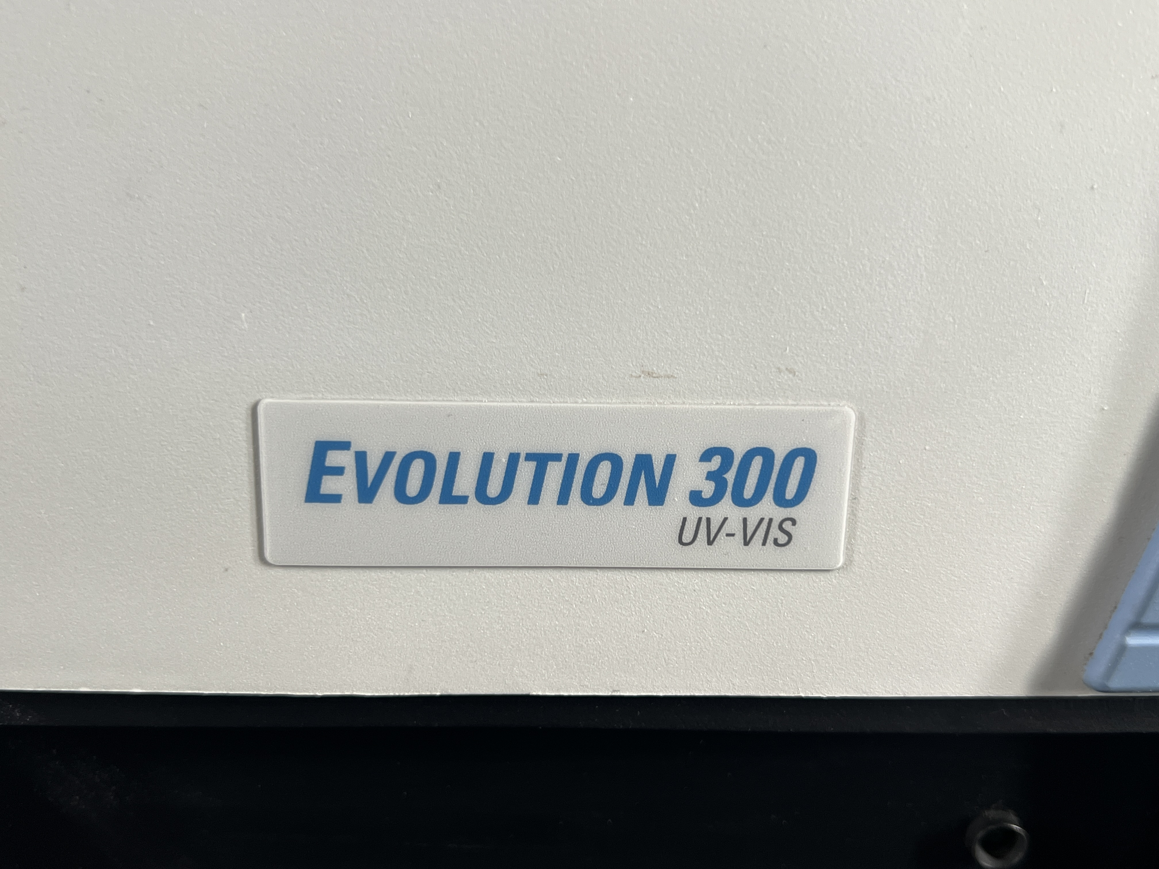 Used Thermo Scientific Evolution 300 UV-Vis Spectrophotometer EVO300 PC + UV Quartz Cells