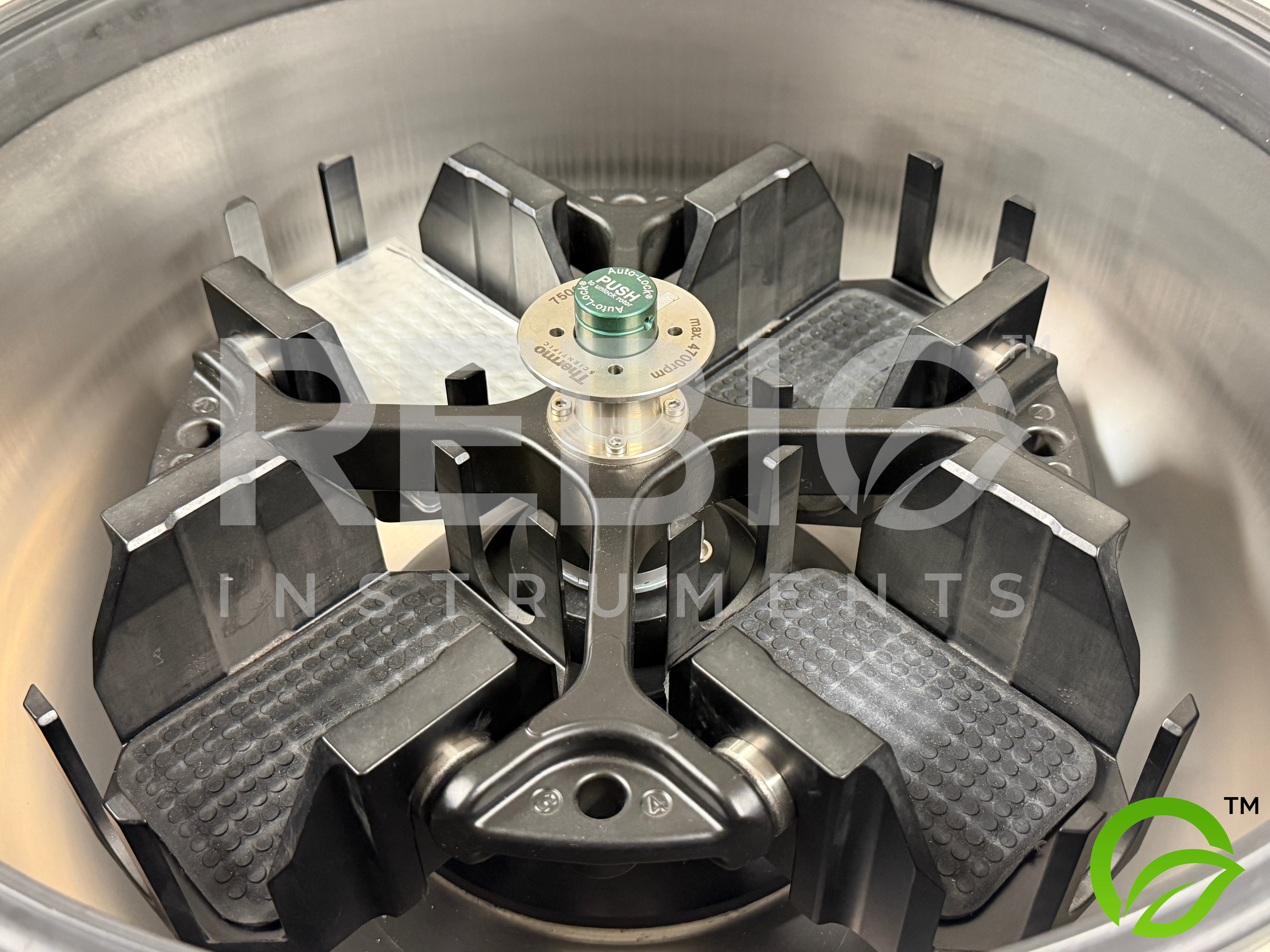 Used  Thermo Scientific Heraeus Multifuge X3R Centrifuge with TX-750 Rotor 