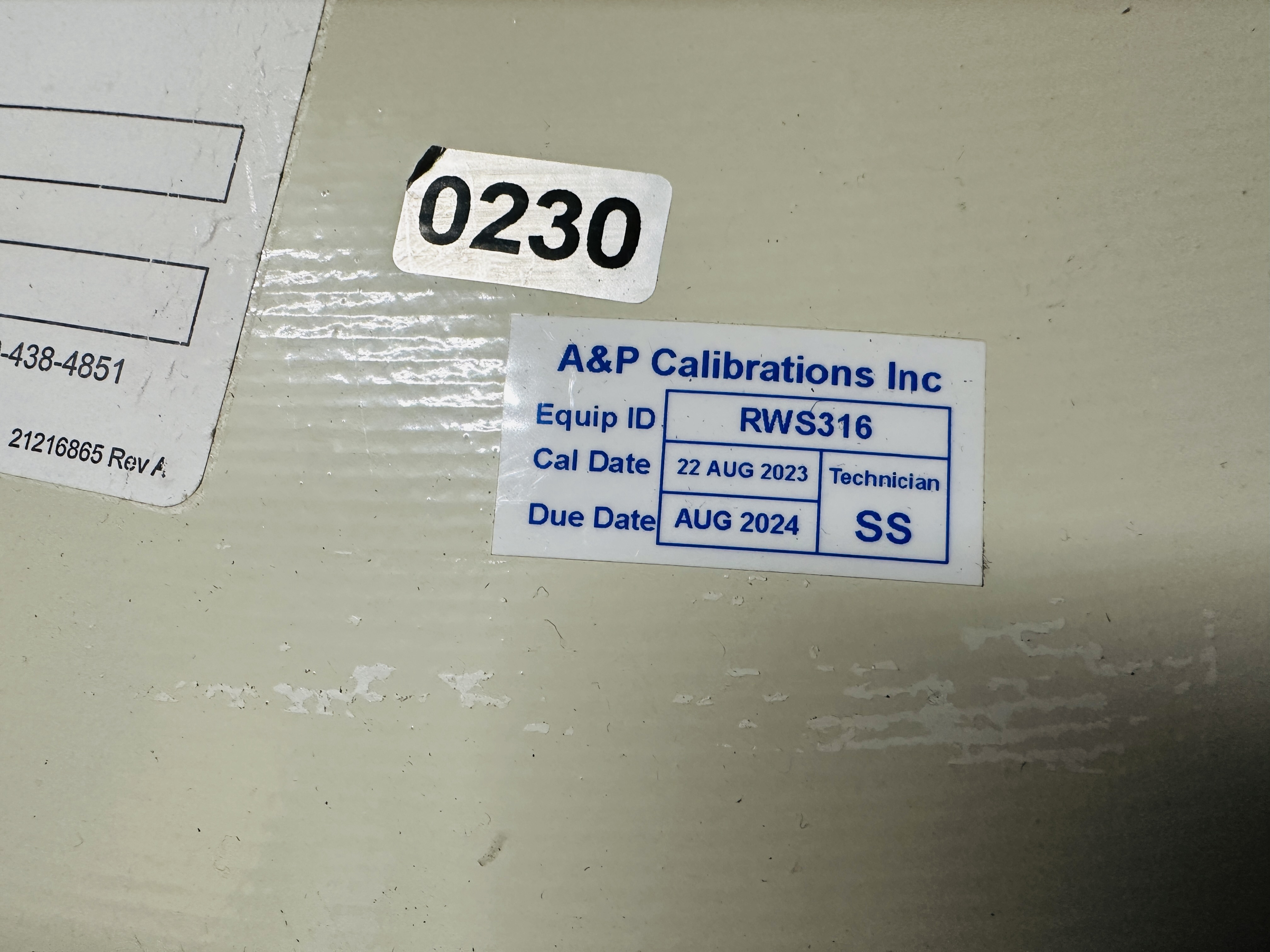 Used Thermo Scientific CY50935-70 Locator 4 Plus 121 Liters with Wheels