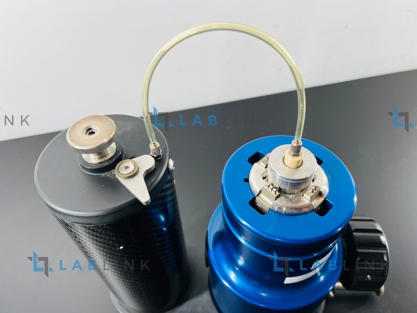 Used Izon qNano 5013 Particle Sizer with WARRANTY