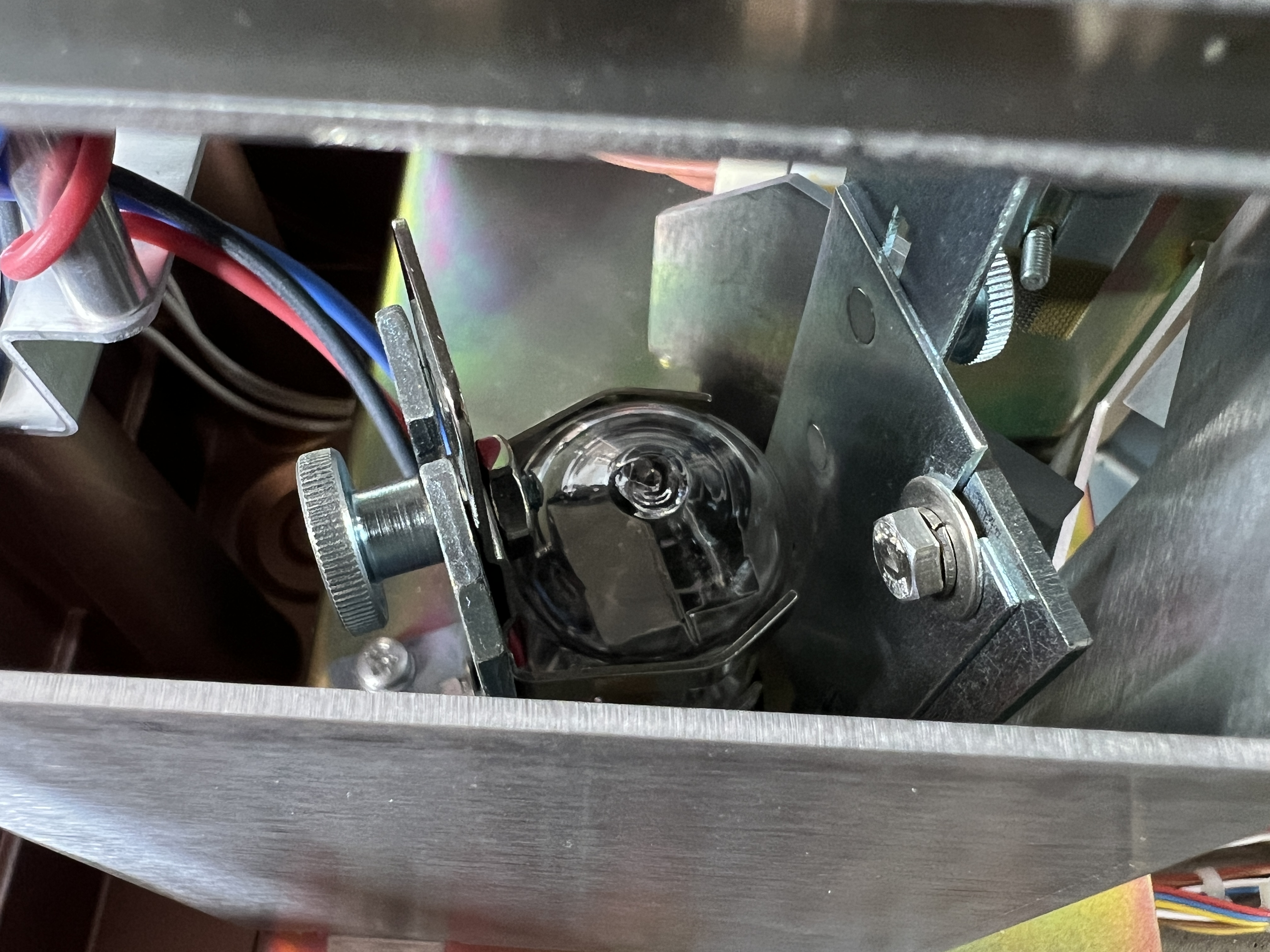 Used Perkin Elmer Lambda 25 UV/VIS Spectrometer