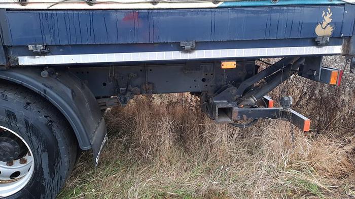 Gebruikt 2005 DAF 85 CF 340 tampoline 4x2 FULL STEEL MANUAL