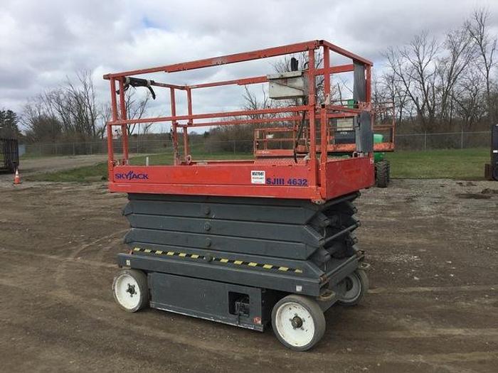 Used 2014 SKYJACK SJ4632 DC SCISSOR LIFT