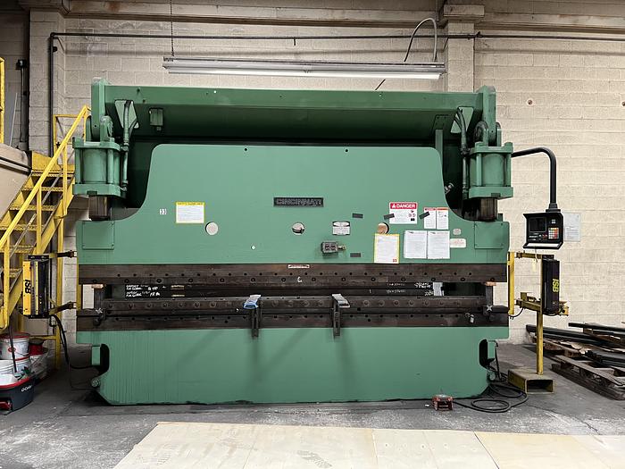 Used 1976 230 Ton Cincinnati 230CB-12 CNC Press Brake