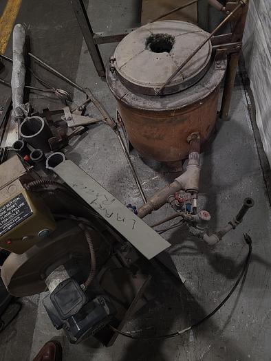 Used Speedy Melt Gas Fired Metal Melting Furnace with Accessories
