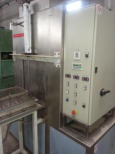 Usato 2001 Lavatrice a spruzzo e Lavaggio idrocinetico, TECHGROUP LSR 300 T