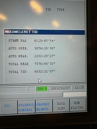 Used BRUGT CNC VERTIKALT BEARBEJDNINGSCENTER FABR. MAZAK, MODEL VCN 510 C