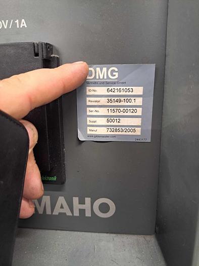 Used BRUGT 5-AKSET VERTIKALT BEARBEJDNINGSCENTER DECKEL/MAHO, MODEL DMU 50 V