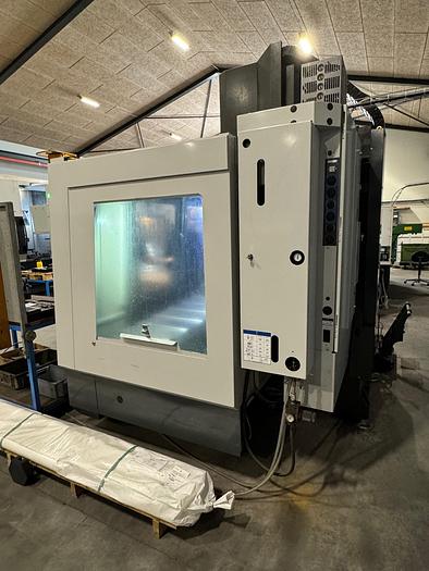 Used BRUGT VERTIKALT BEARBEJDNINGSCENTER FABR. HAAS, MODEL VF-4SS
