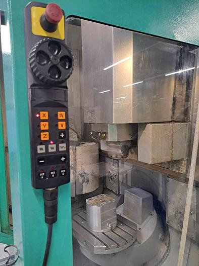 Used BRUGT 5-AKSET VERTIKALT BEARBEJDNINGSCENTER DECKEL/MAHO, MODEL DMU 50 V