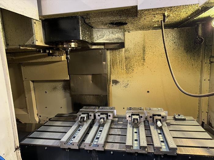 Used BRUGT VERTIKALT BEARBEJDNINGSCENTER FABR. MAZAK, MODEL VCN NEXUS 510 C II