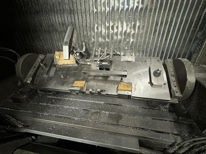 Used BRUGT VERTIKALT BEARBEJDNINGSCENTER FABR. DMG, MODEL DMF 300 LINEAR