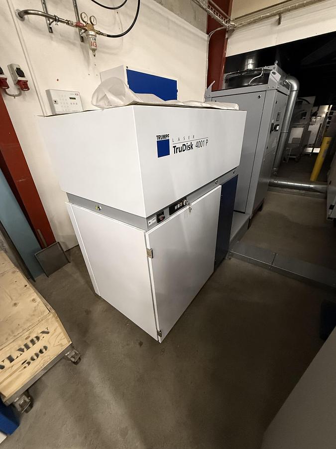 Used BRUGT CNC-FIBER LASERSKÆRER FABR. TRUMPF, MODEL TRULASER 1030 FIBER