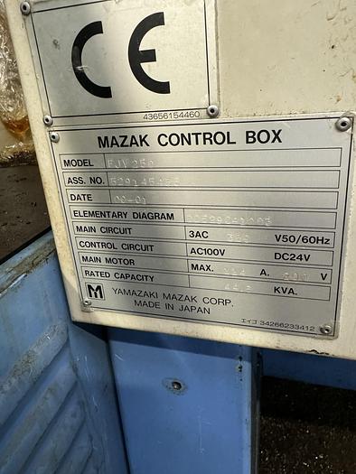 Used BRUGT VERTIKALT BEARBEJDNINGSCENTER FABR. MAZAK, MODEL FJV 250