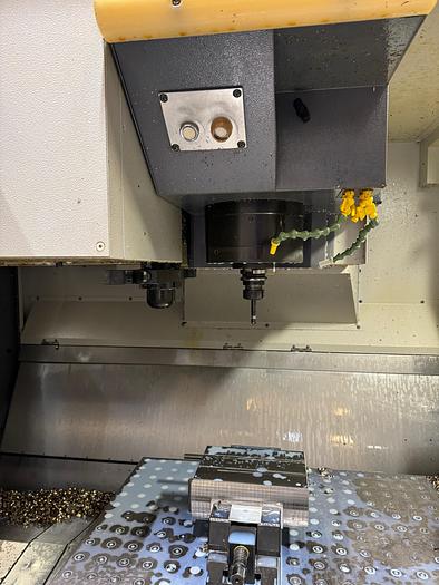 Used BRUGT VERTIKALT BEARBEJDNINGSCENTER FABR. MORI SEIKI, MODEL SV 500/40