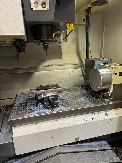 Used BRUGT VERTIKALT BEARBEJDNINGSCENTER FABR. MORI SEIKI, MODEL SV 500/40