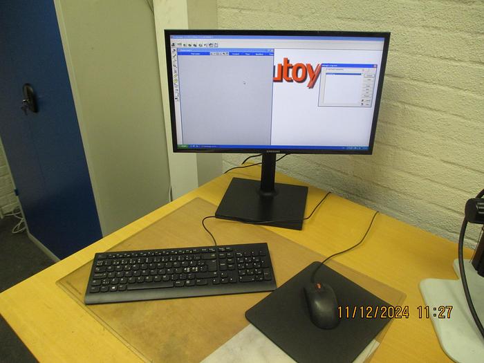 Used BRUGT KOORDINAT MÅLEMASKINE FABR. MITUTOYO, MODEL CRYSTA-APEX C9106