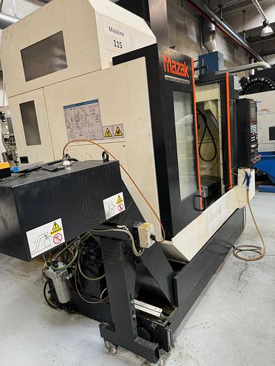 Used BRUGT VERTIKALT BEARBEJDNINGSCENTER FABR. MAZAK, MODEL VCS 430 A