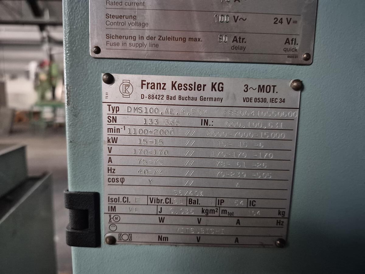 Used BRUGT VERTIKALT BEARBEJDNINGSCENTER FABR. DMG, MODEL DMC 100 V