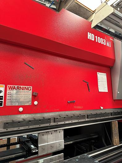 Used BRUGT CNC-KANT PRESSE FABR. AMADA, MODEL DH 1003 ATC