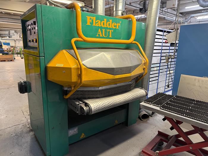 Used BRUGT AUTOMATISK PLADE AFGRATE MASKINE FABR. FLADDER, MODEL AUT 1000 VAC