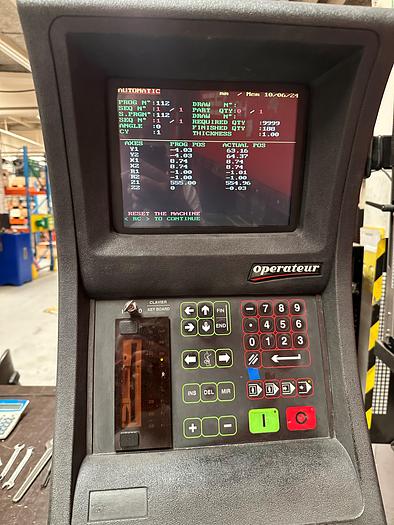 Used BRUGT CNC-KANTPRESSE FABR. AMADA, MODEL HFBO 125/30