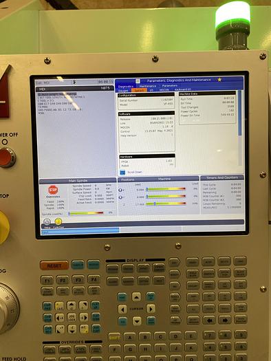 Used BRUGT VERTIKALT BEARBEJDNINGSCENTER MANUF. HAAS, MODEL VF 4SS - ÅRGANG 2021