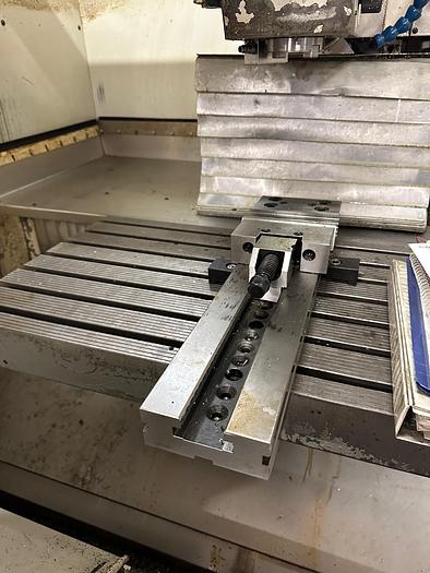 Used BRUG CNC-VÆRKTØJSFRÆSER HERMLE, MODEL UWF 900 E - HTC 32