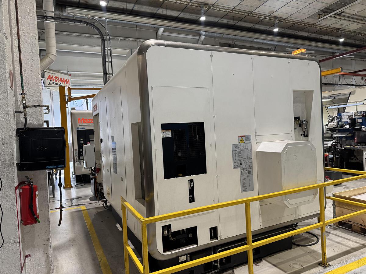 Used BRUGT 5-AKSET DREJE/FRÆSE CENTER FABR. MAZAK, MODEL INTEGREX i400