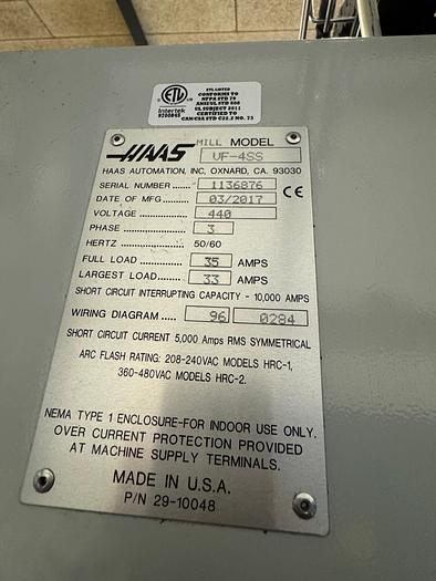 Used BRUGT VERTIKALT BEARBEJDNINGSCENTER FABR. HAAS, MODEL VF-4SS