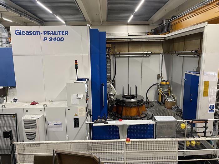 Used BRUGT CNC-TANDHJULSFRÆSER FABR. GLEASON/PFAUTER, MODEL P 2400