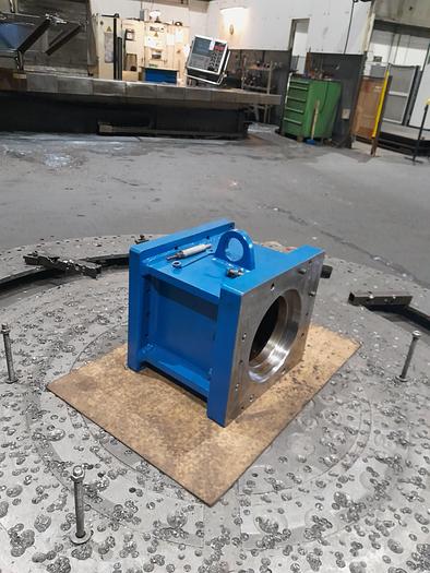 Used BRUGT CNC-BEDFRÆSER MANUF. JUARISTI, MODEL TS 5
