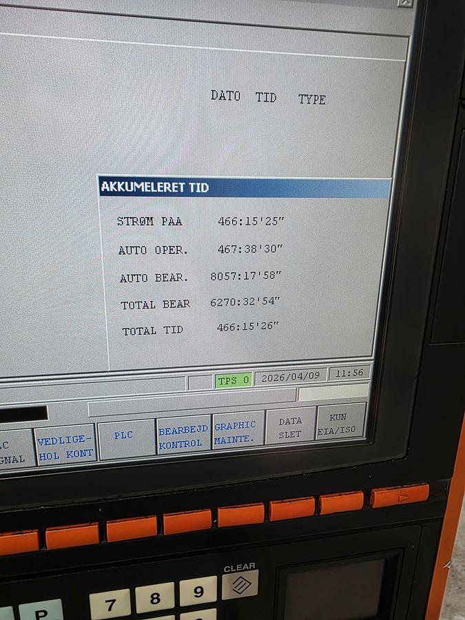 Used BRUGT VERTIKALT BEARBEJDNINGSCENTER FABR. MAZAK, MODEL VTC 300 C-II
