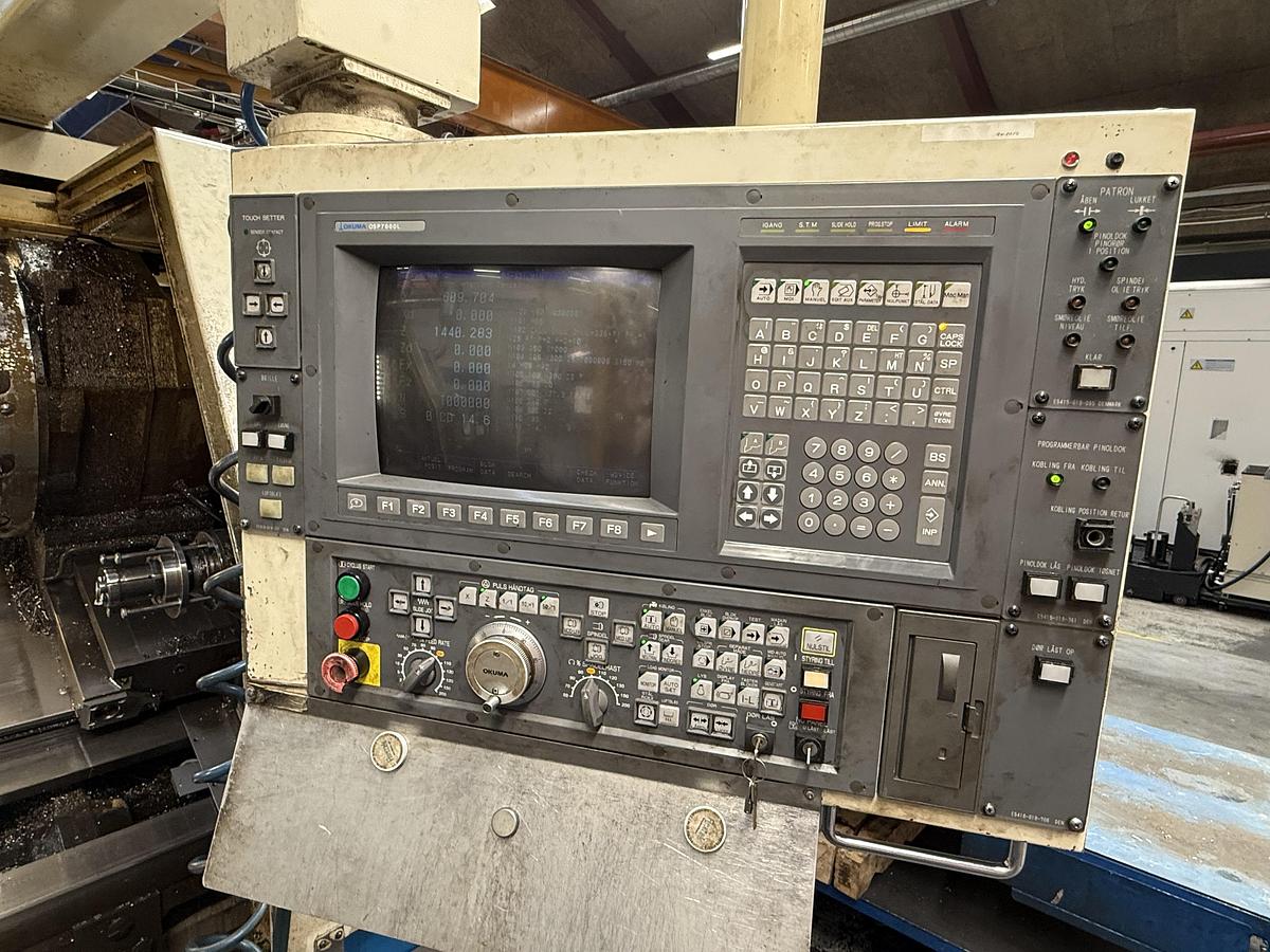 Used BRUGT CNC-DREJEBÆNK FABR. OKUMA, MODEL LB 35-II
