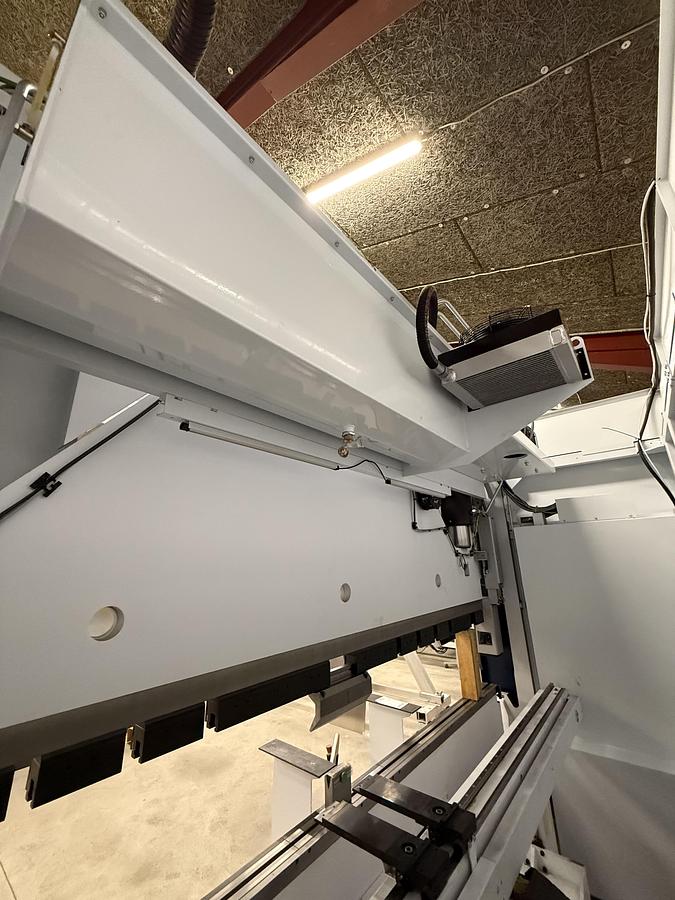 Used BRUGT CNC-KANTPRESSE FABR. TRUMPF, MODEL TRUBEND 3100