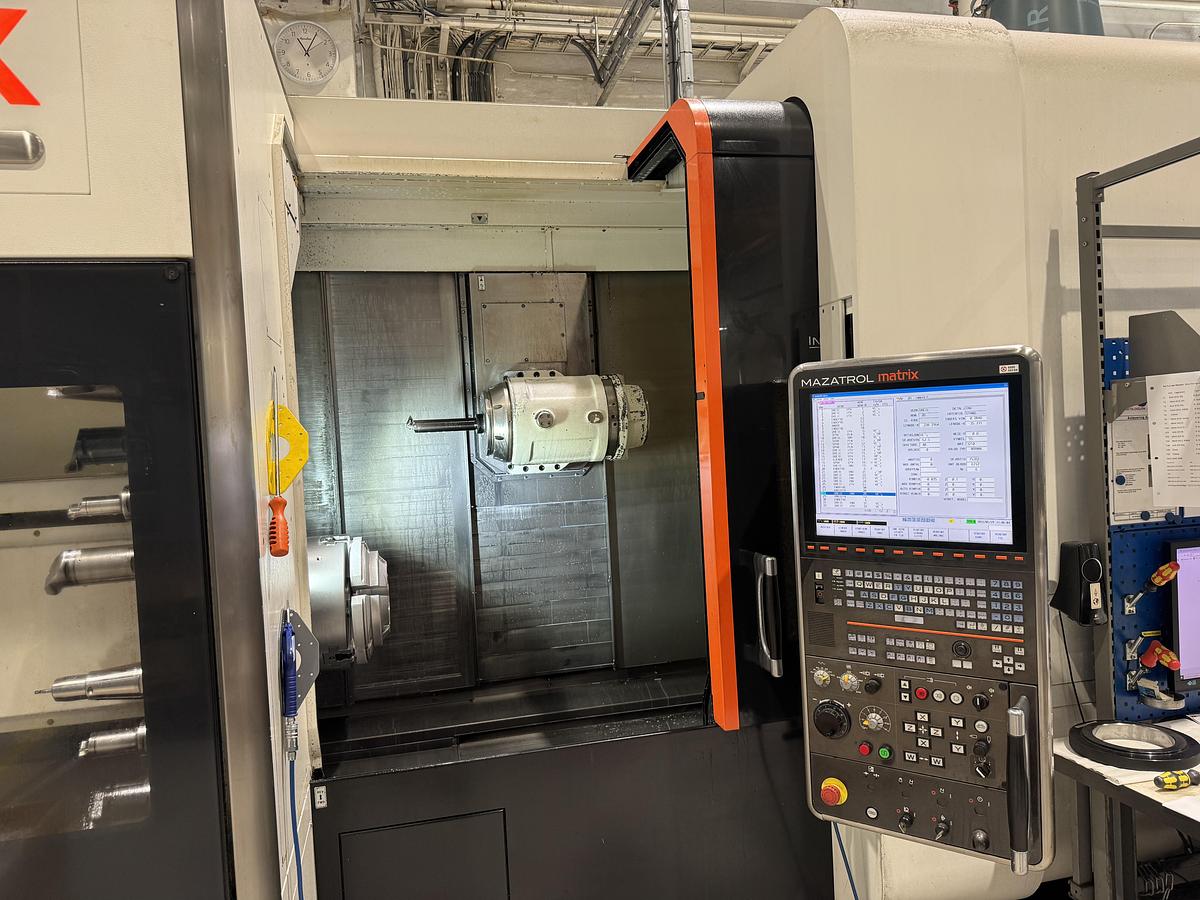 Used BRUGT 5-AKSET DREJE/FRÆSE CENTER FABR. MAZAK, MODEL INTEGREX i400