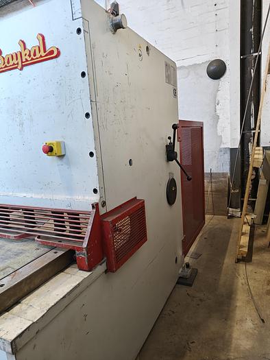 Used BRUGT HYDRAULISK MASKINSAKS FABR. BAYKAL, MODEL MGH 3100 x 10