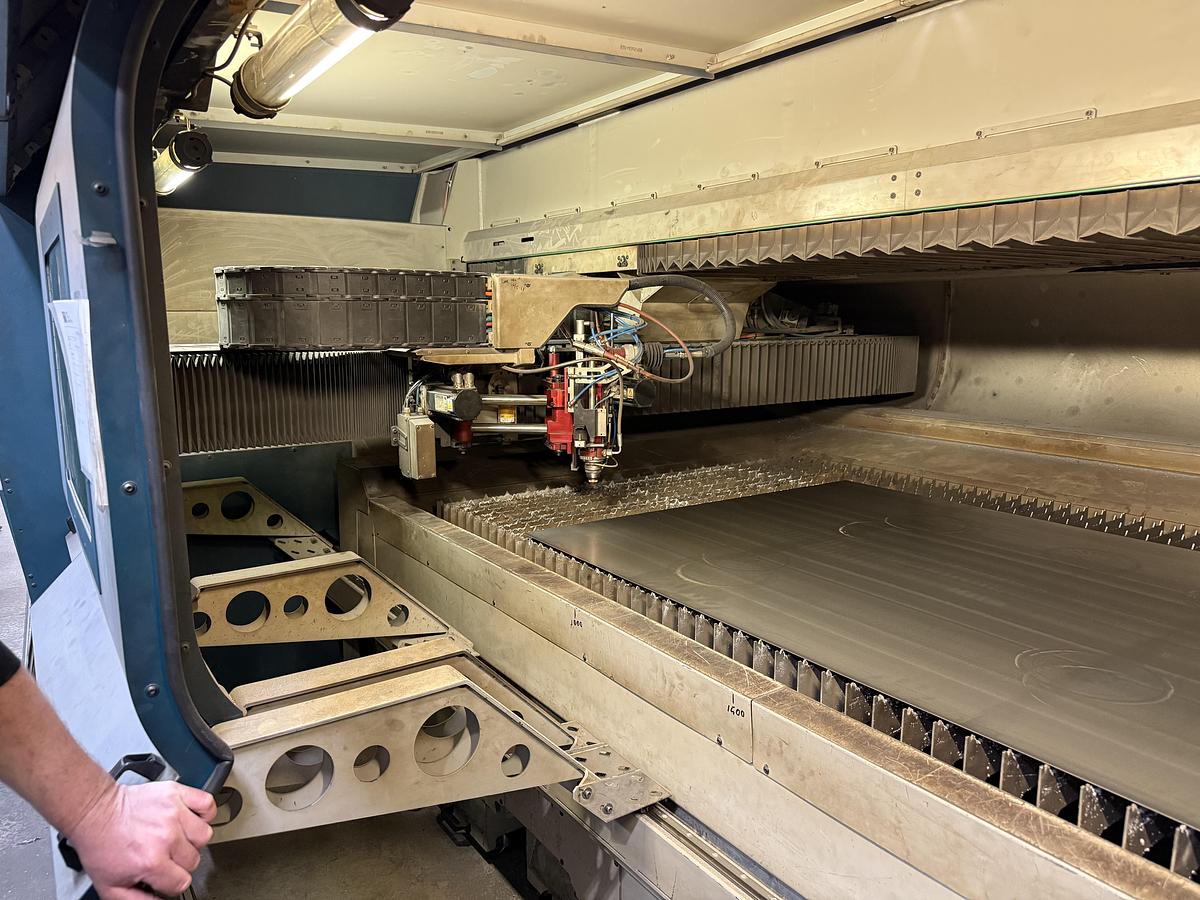 Used BRUGT CNC-FIBERLASER FABR. SALVAGNINI, MODEL L5-30 SYS