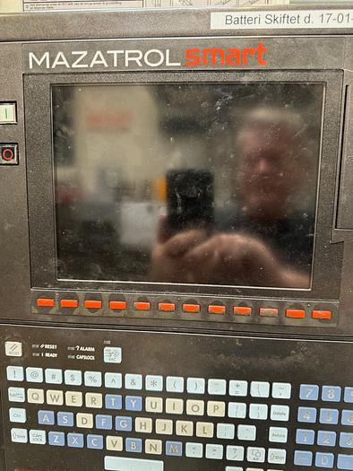 Used BRUGT VERTIKALT BEARBEJDNINGSCENTER FABR. MAZAK, MODEL VCS 430 A